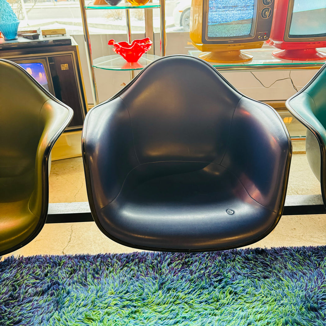Herman Miller Eames Bench