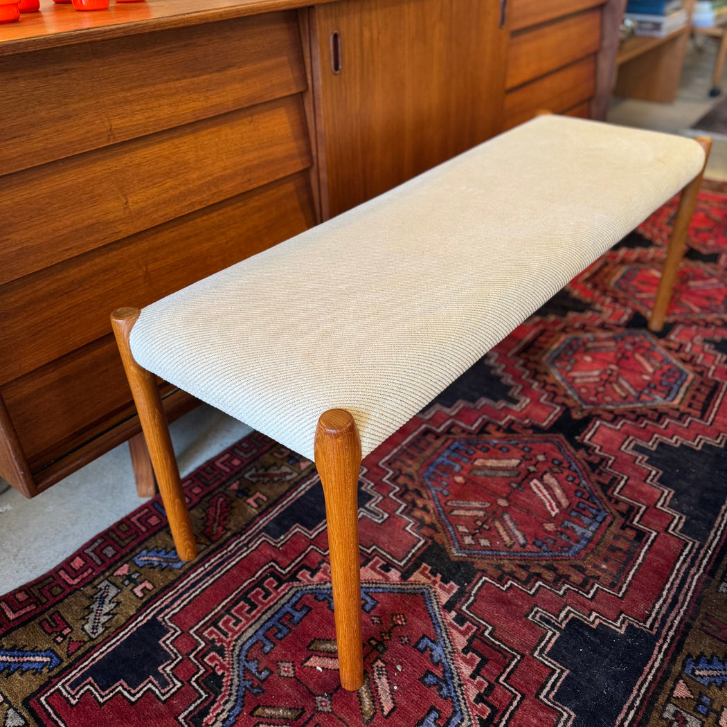 J.L. Moller Bench