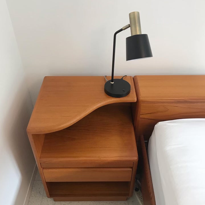 Mobican Teak Queen Size Bed