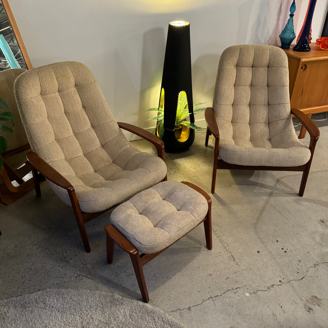 R. Huber Scoop Chair