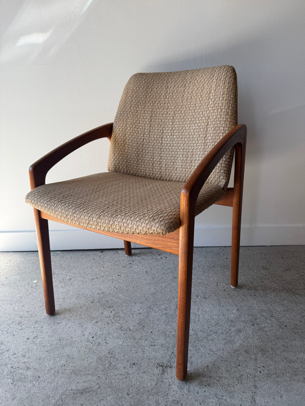 Set of 4 Teak Dining Chairs