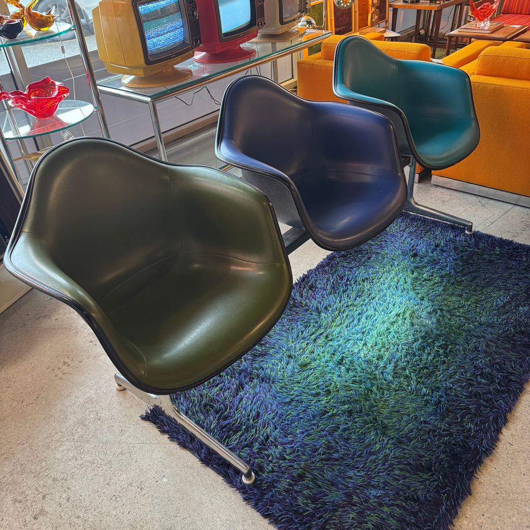 Herman Miller Eames Bench