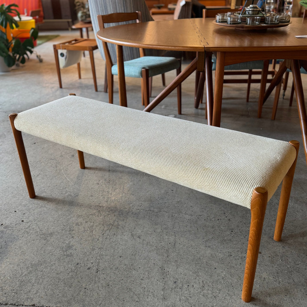 J.L. Moller Bench