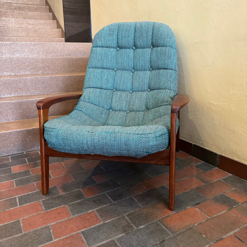 Teak Huber Scoop Chair