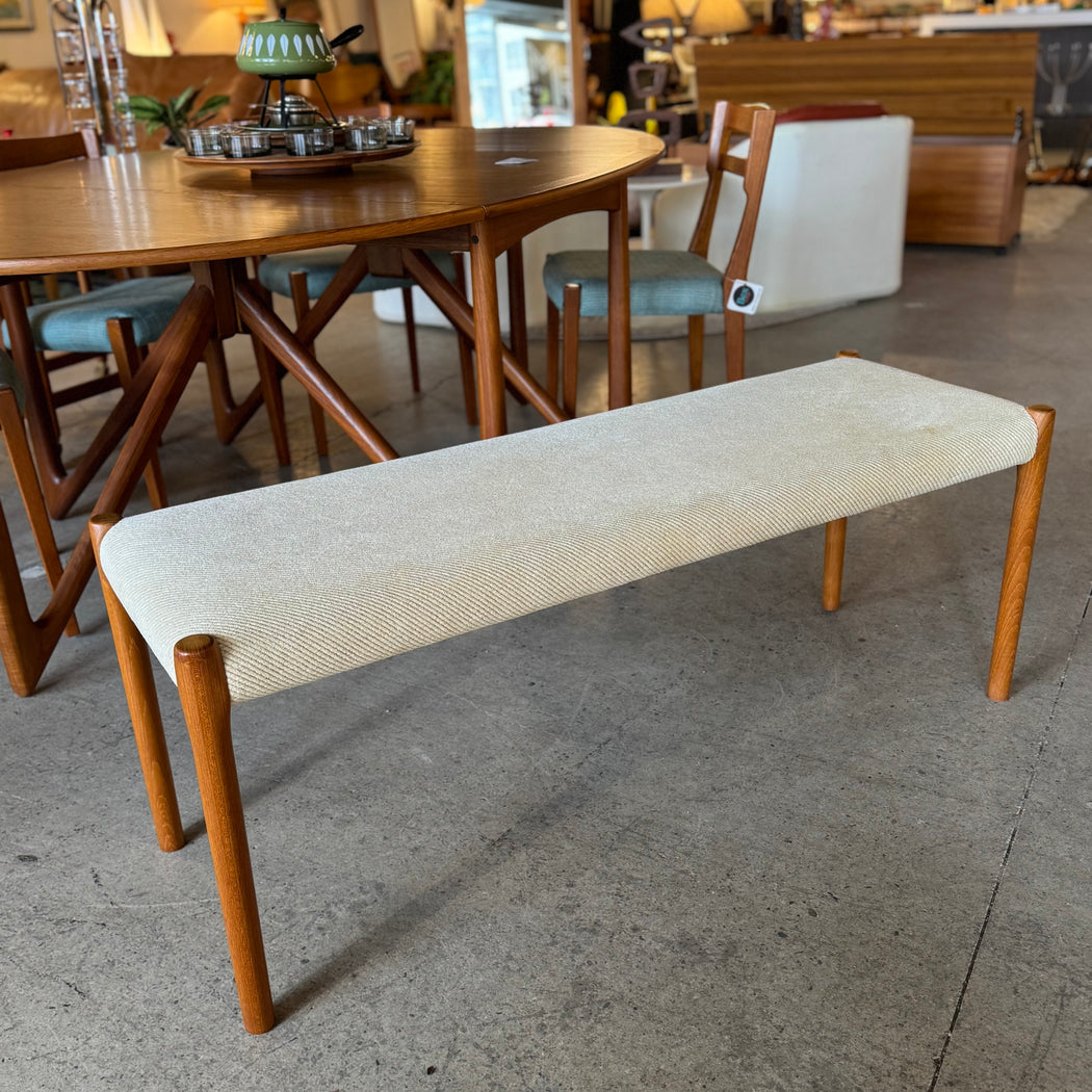 J.L. Moller Bench