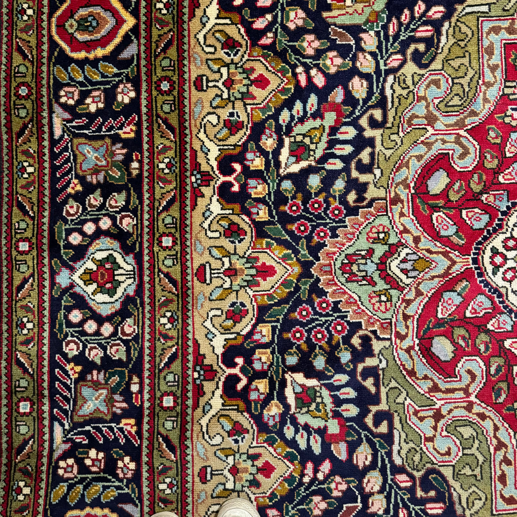 Tabriz Persian Rug 7’3 x 10’11