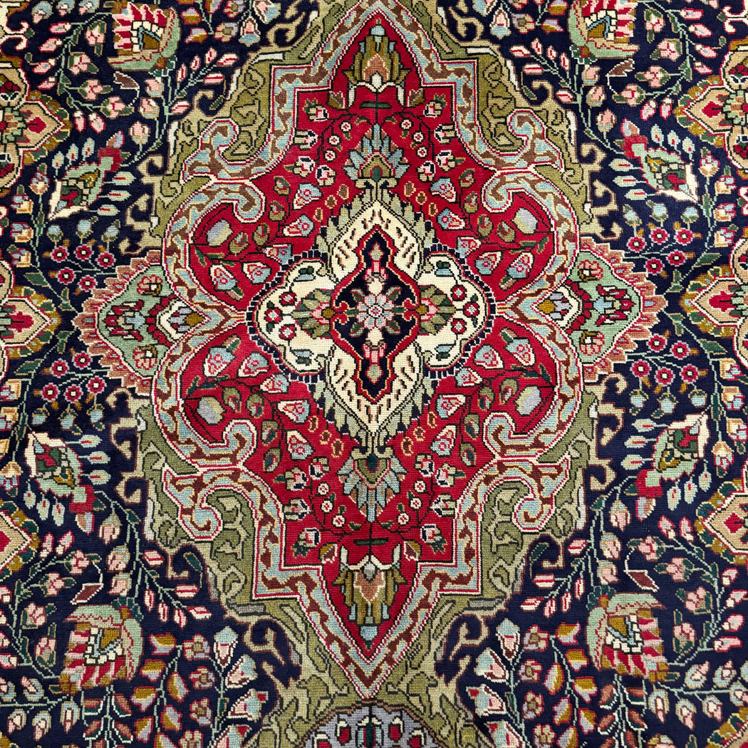 Tabriz Persian Rug 7’3 x 10’11