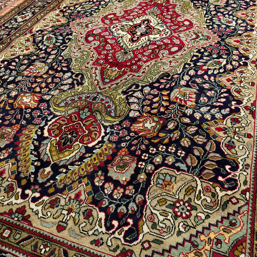 Tabriz Persian Rug 7’3 x 10’11
