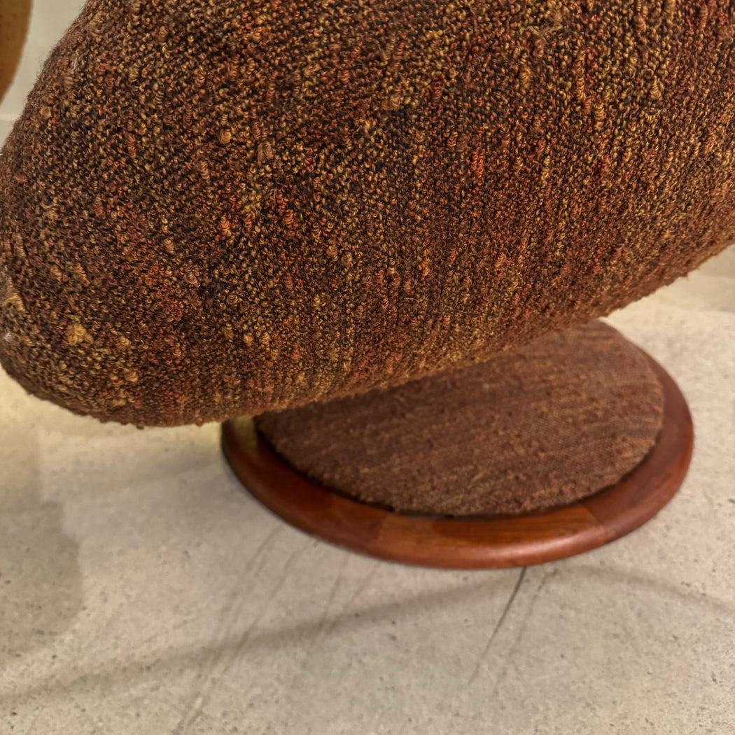 R. Huber Swivel Tub Chair