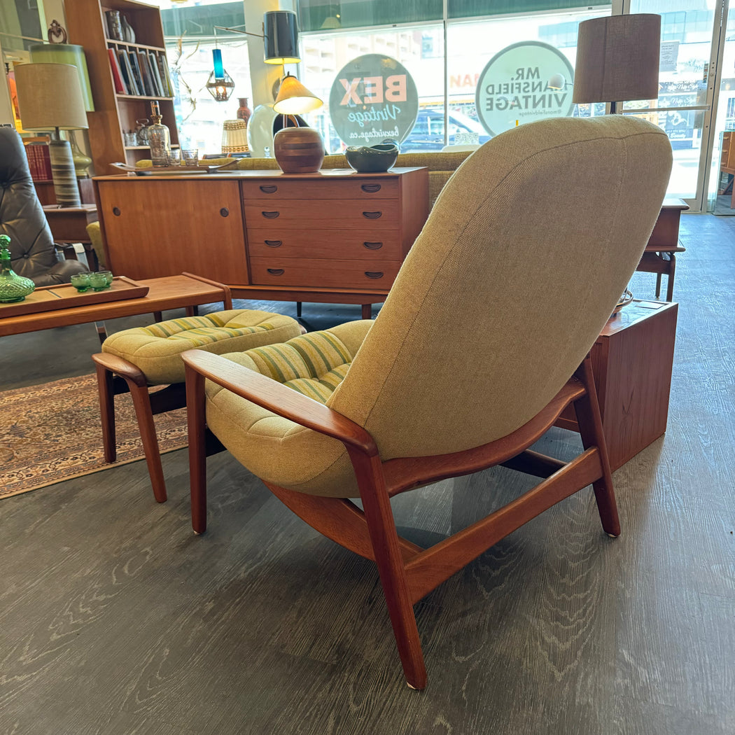 R. Huber Scoop Chair + Ottoman