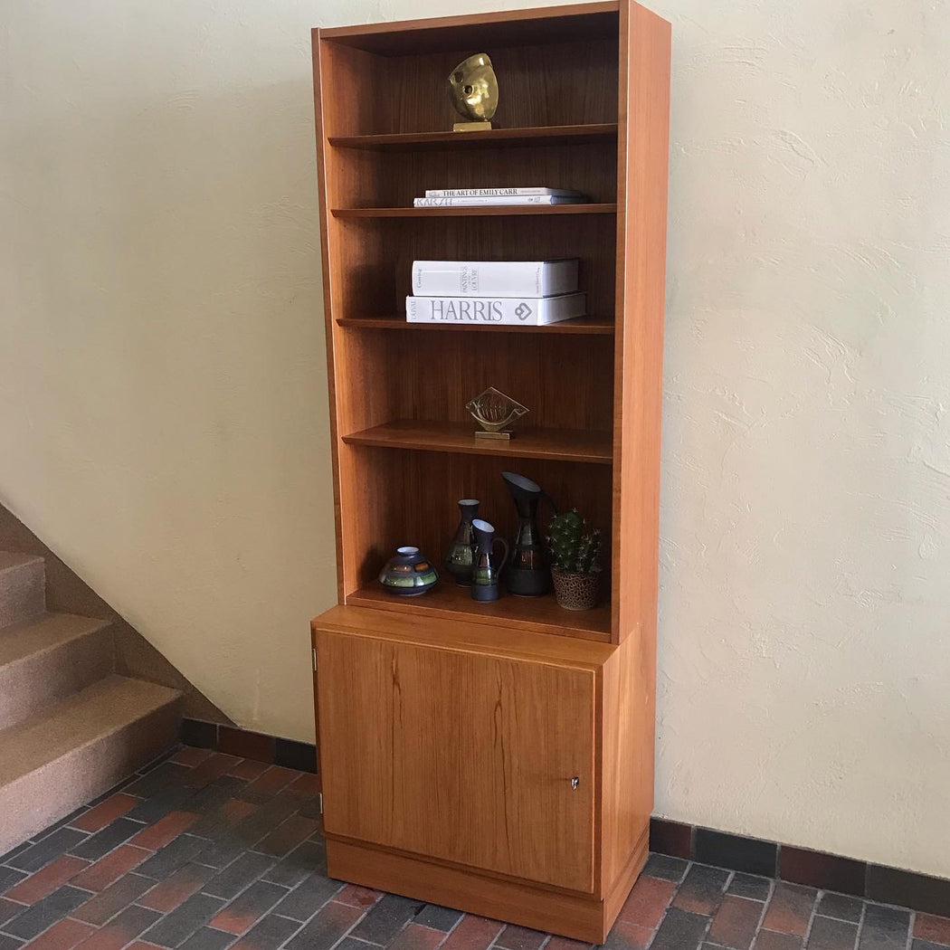 *ON HOLD* Hundevad Danish Teak Bookshelf