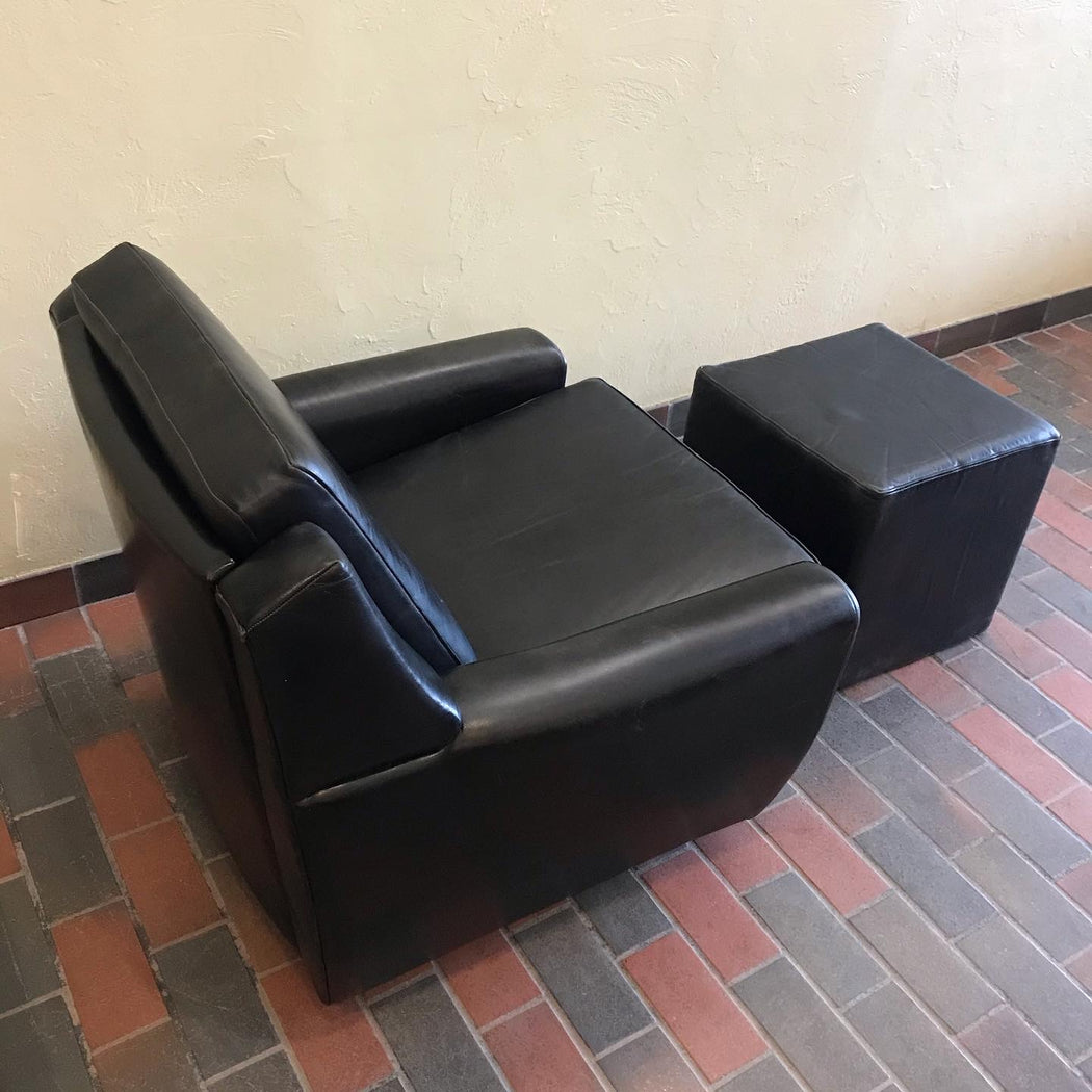 1970s Black Leather Lounge Chair