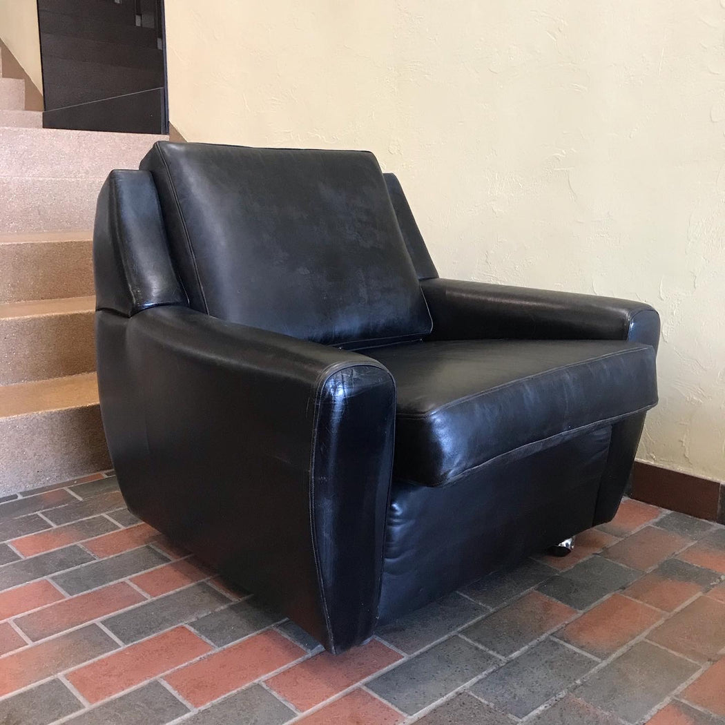 1970s Black Leather Lounge Chair