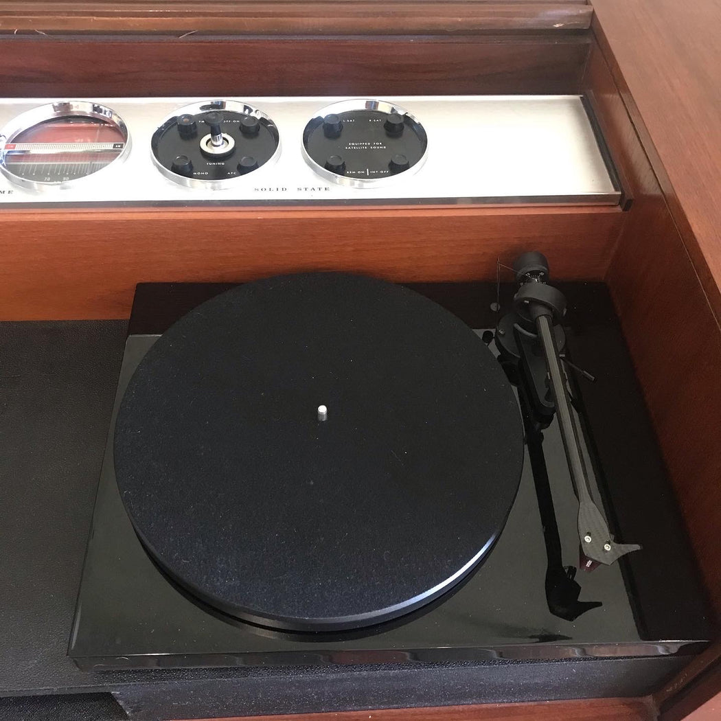 SOLD • Electrohome Circa 75 Stereo Console