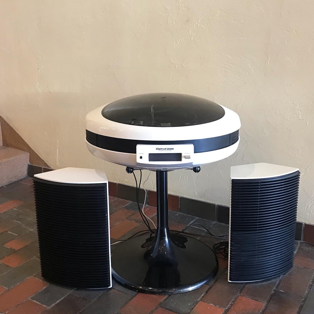 SOLD • 1970s Space Age Weltron 2005 Stereo