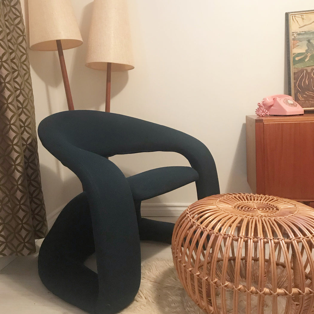 Teal Green Tongue Chair