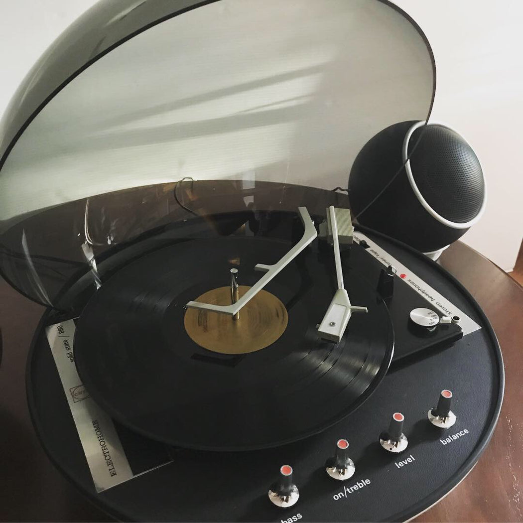 SOLD • Apollo 860 Space Age Record Player
