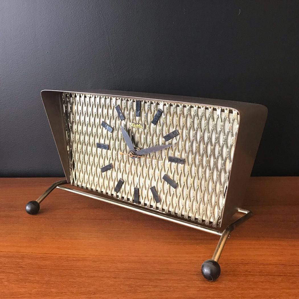 Sold • Atomic TV Lamp Clock