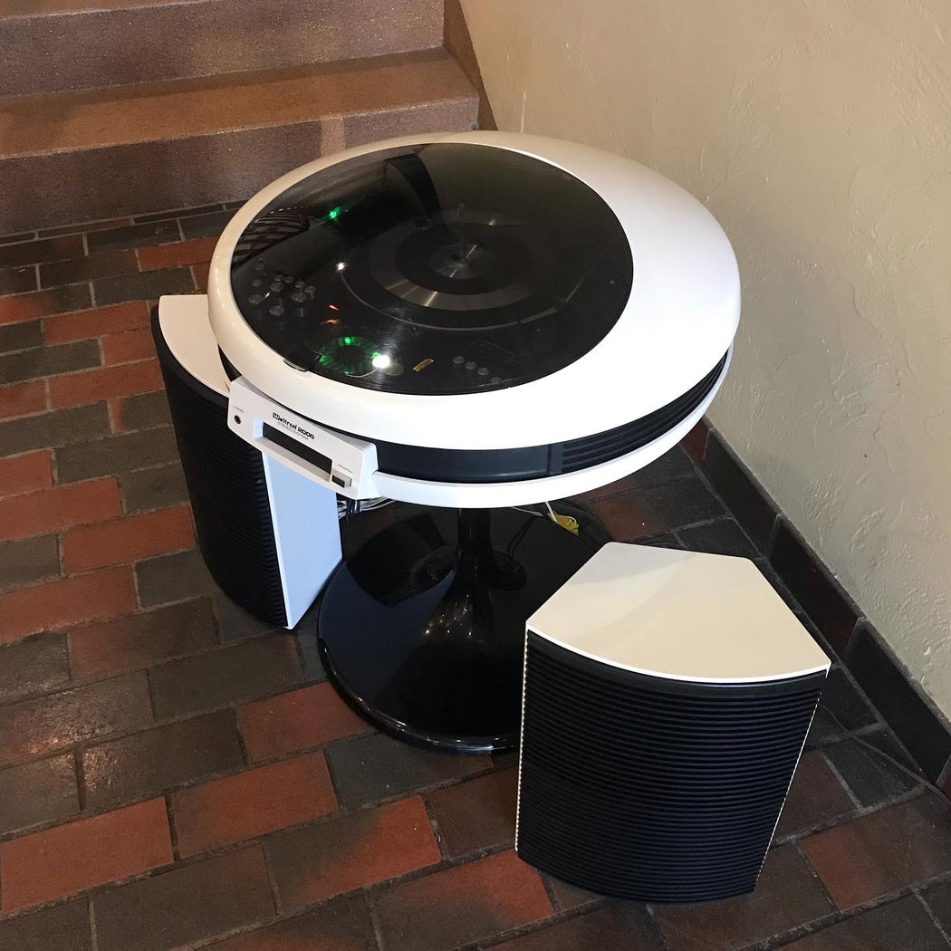 SOLD • 1970s Space Age Weltron 2005 Stereo