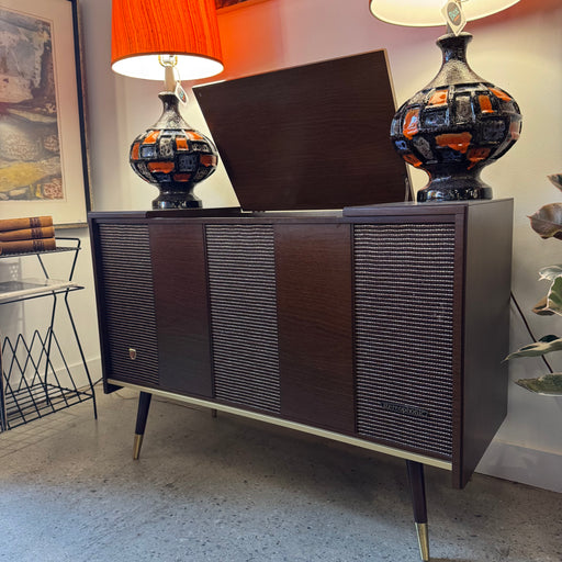 HOLD • Stereophonic Record Console