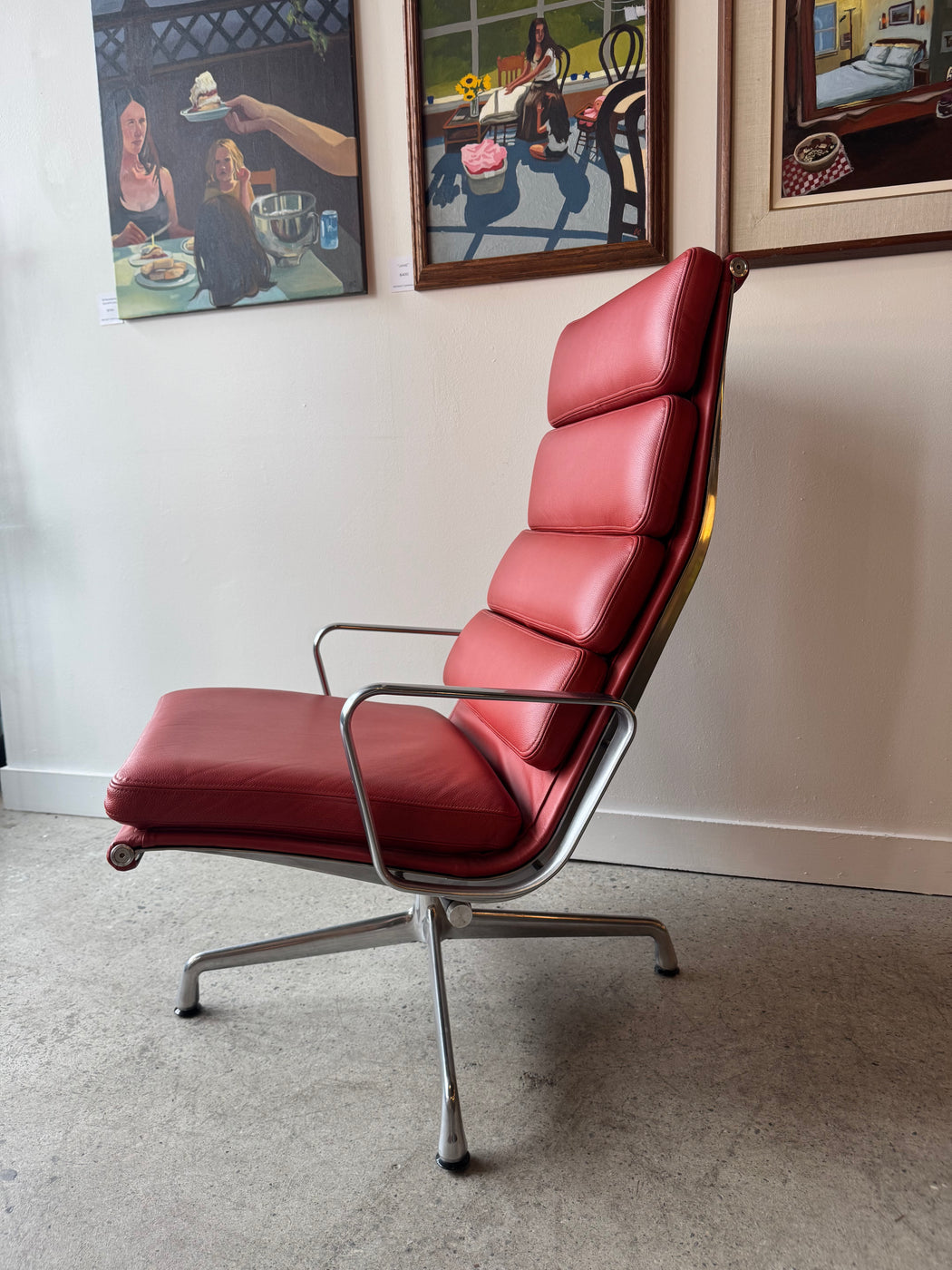 Eames Soft Pad Chair