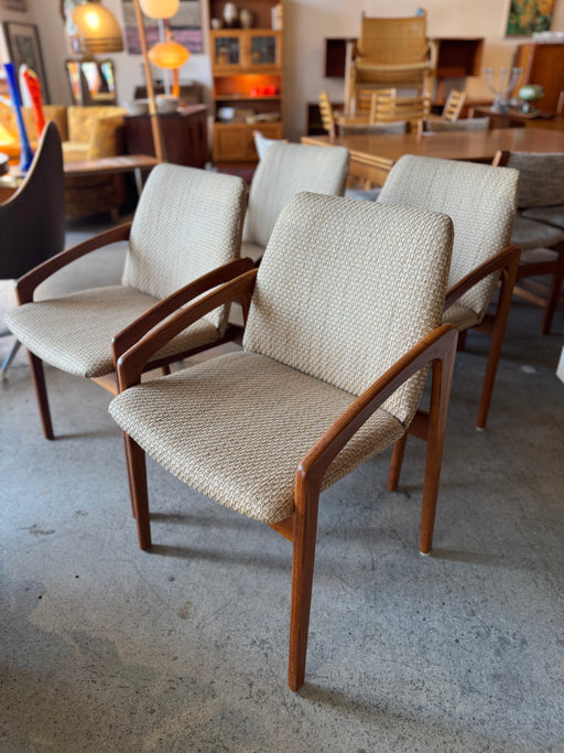 Set of 4 Teak Dining Chairs