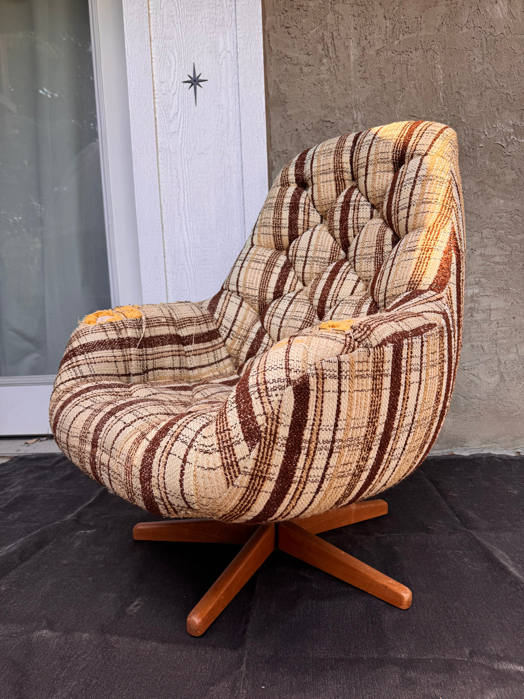 Doerner 60s Scoop Chair