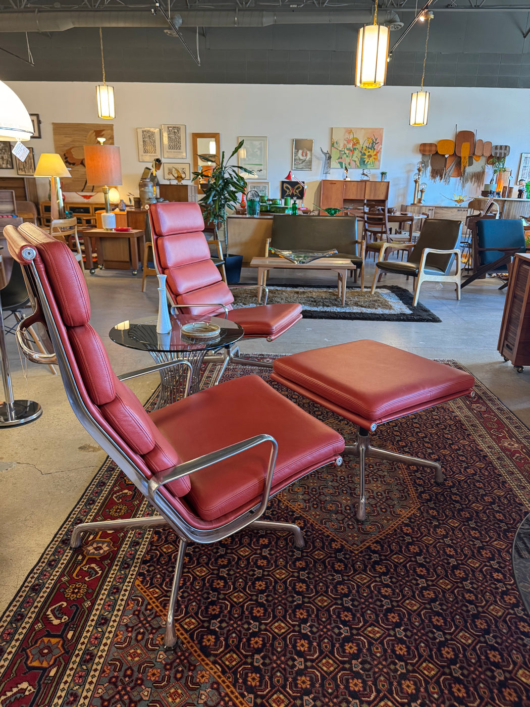 Eames Soft Pad Chair