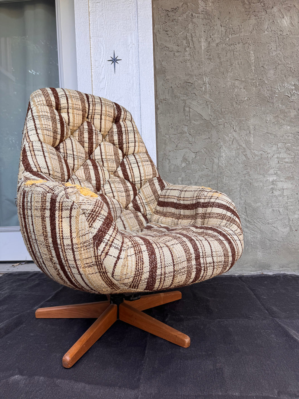 Doerner 60s Scoop Chair