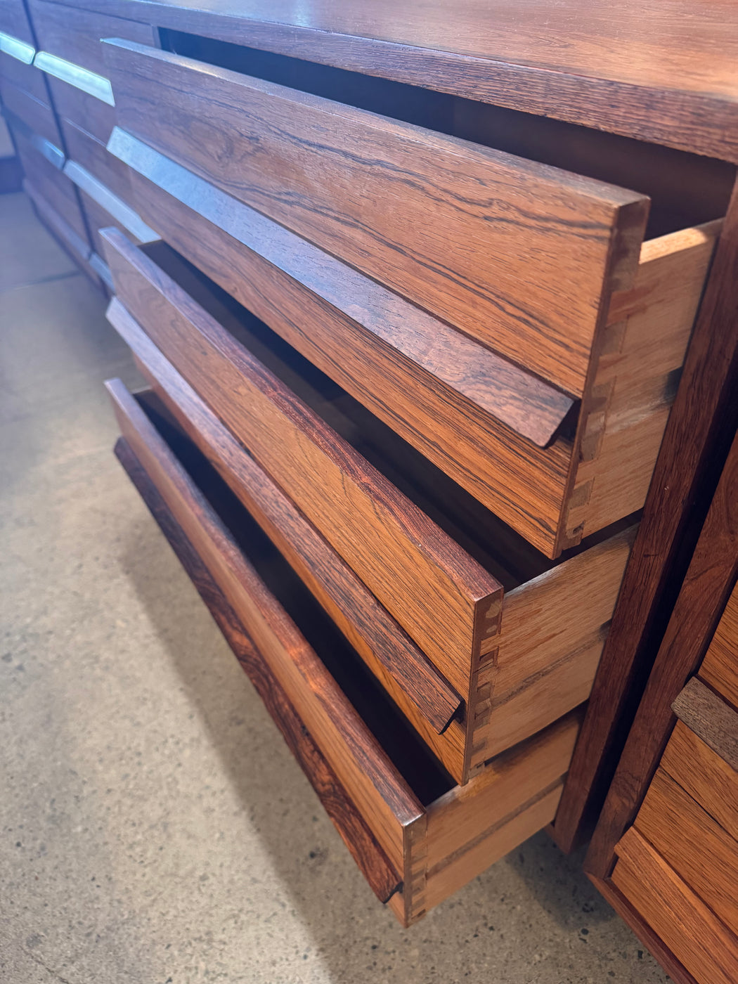 Rosewood 9 Drawer Dresser