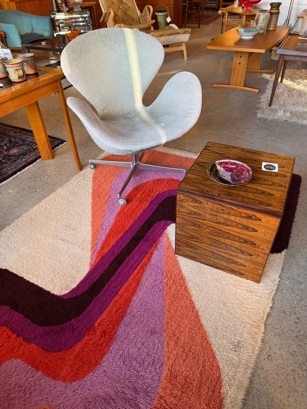 Groovy Rya Rug