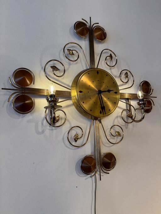 Vintage Starburst Clock With Lights
