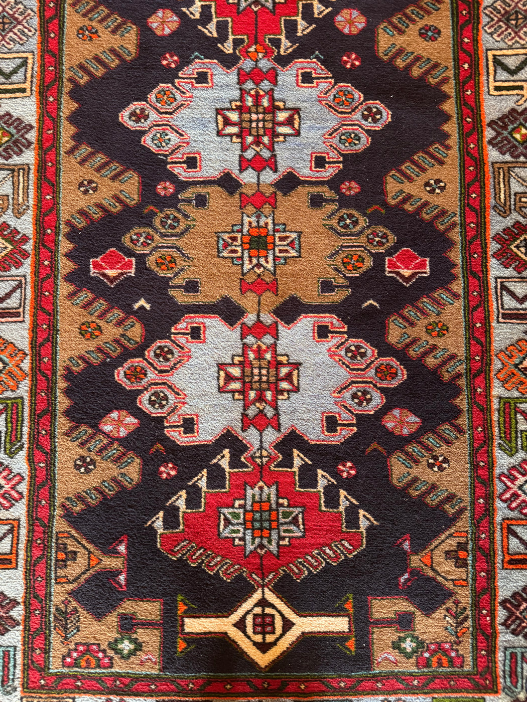 Hand knotted Persian Rug