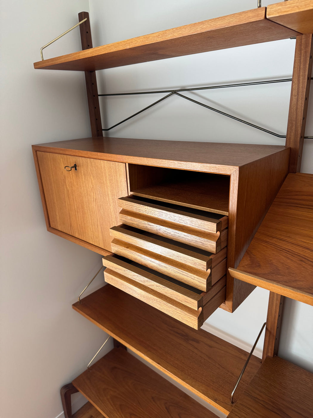 Poul Cadovius Wall Unit