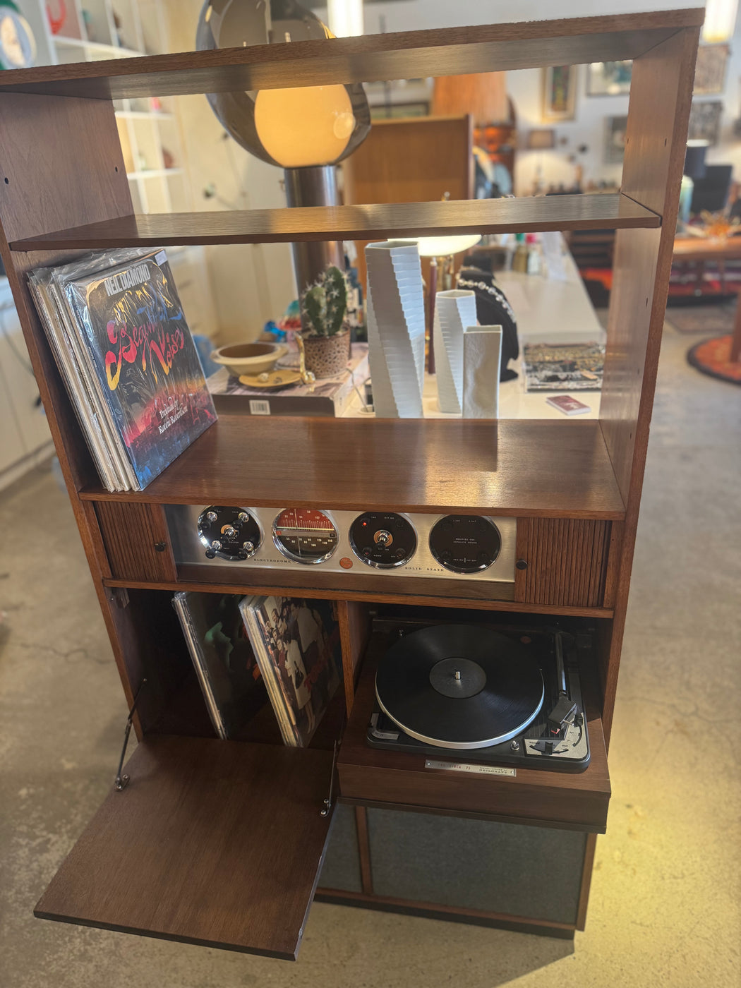 Electrohome 702 Circa 75 Stereo