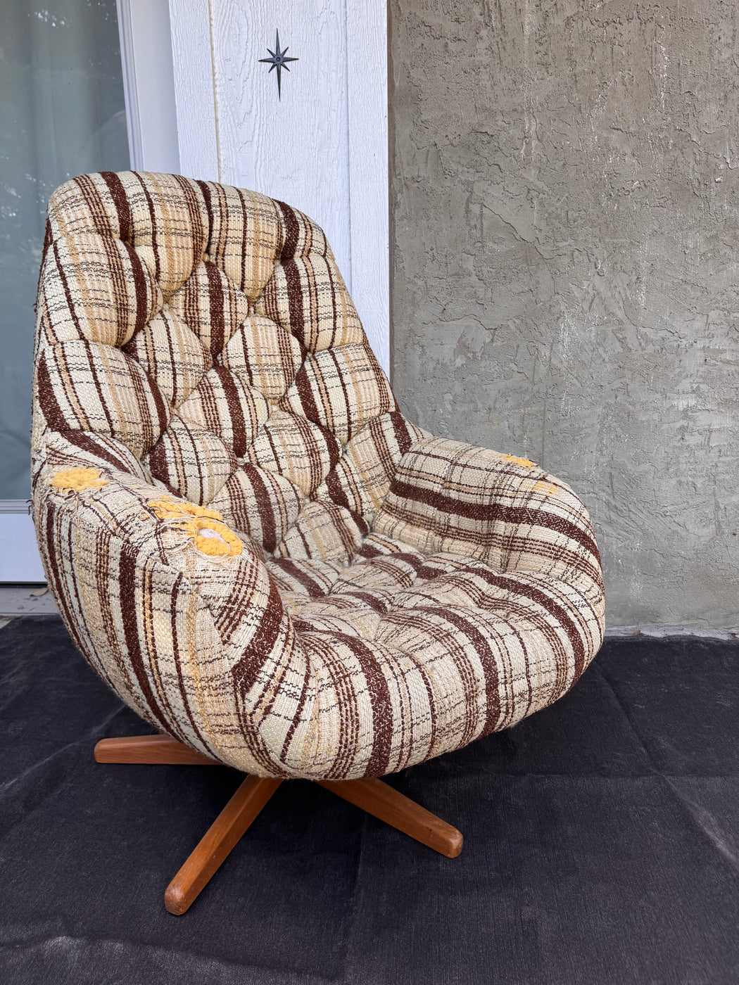 Doerner 60s Scoop Chair