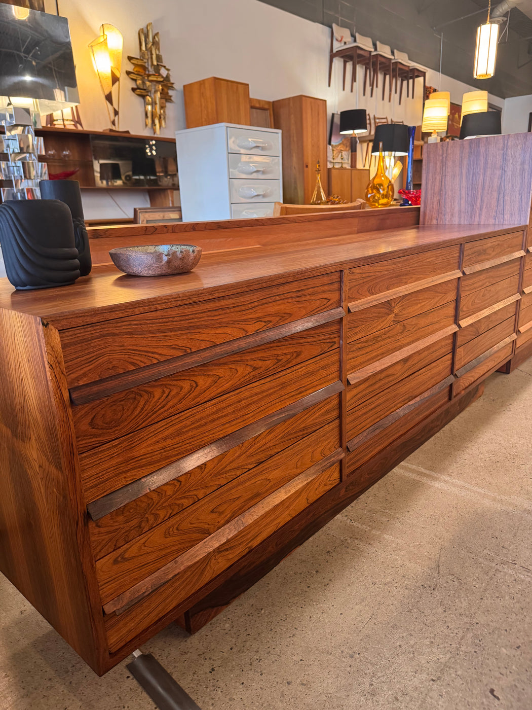 Rosewood 9 Drawer Dresser