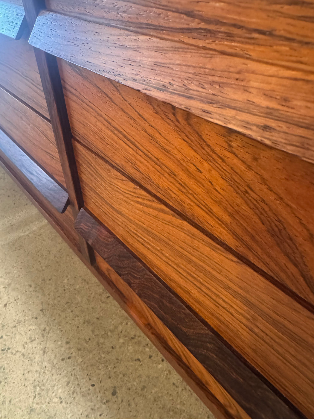 Rosewood 9 Drawer Dresser