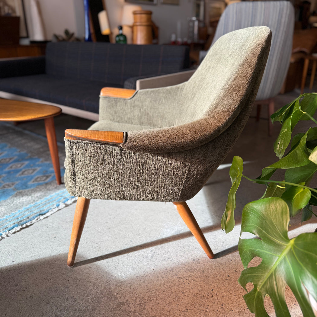 Westnofa Lounge Chair