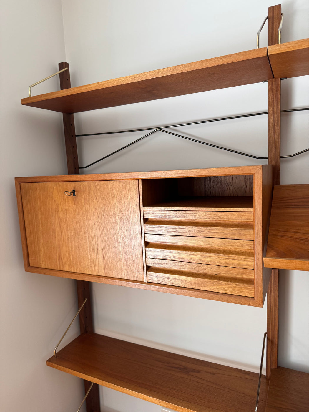 Poul Cadovius Wall Unit
