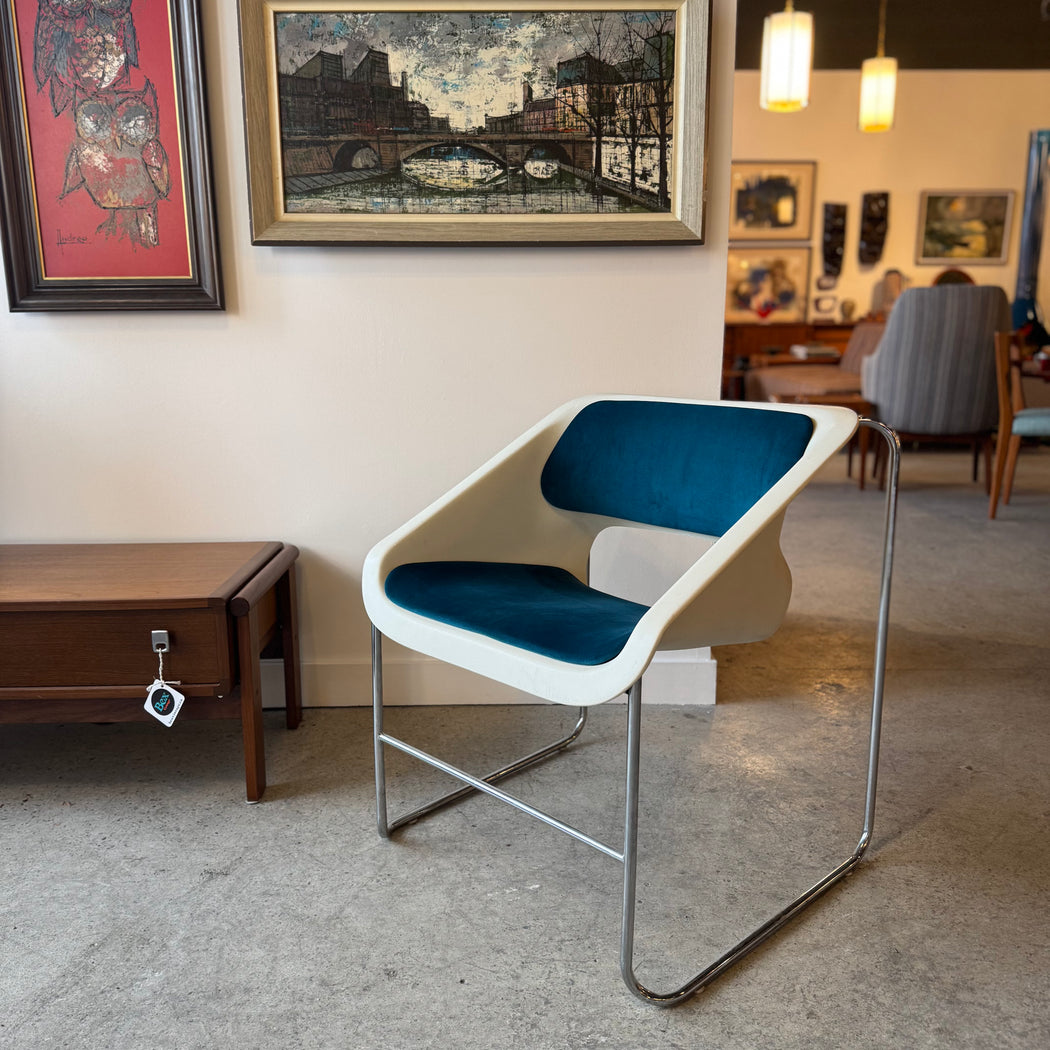 SALE • Artopex Lotus Chair