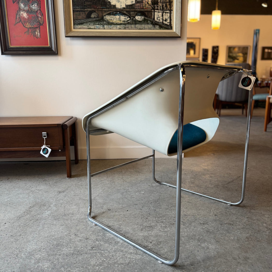 SALE • Artopex Lotus Chair